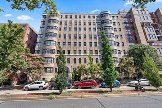 Building Photo - 2515 K St NW