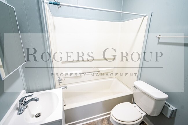 Building Photo - 614 Highland Ave