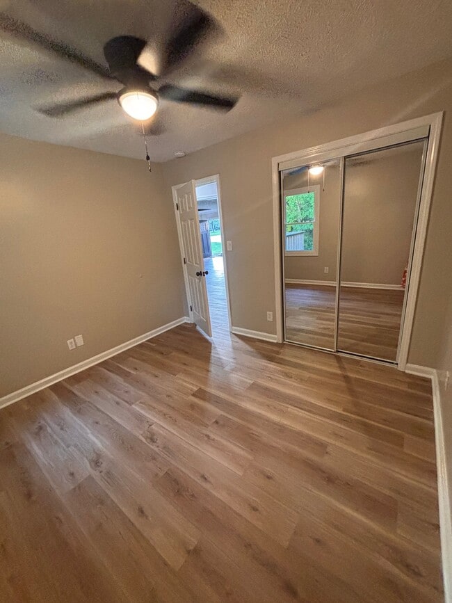 Building Photo - 5558 Quietwood Pl