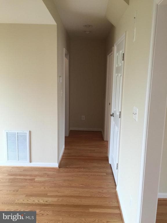 Building Photo - 8904 Cherry St