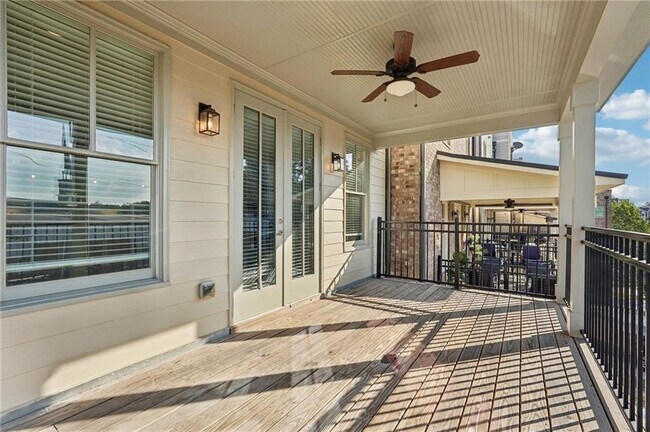 Building Photo - 6075 Webster Cir