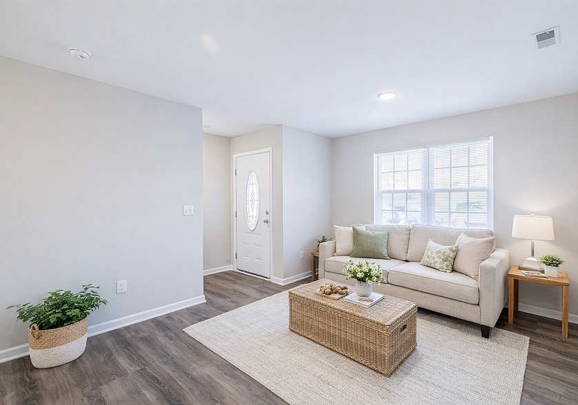 Bright, airy living room atmosphere - Blue Ridge Luxury Townhomes