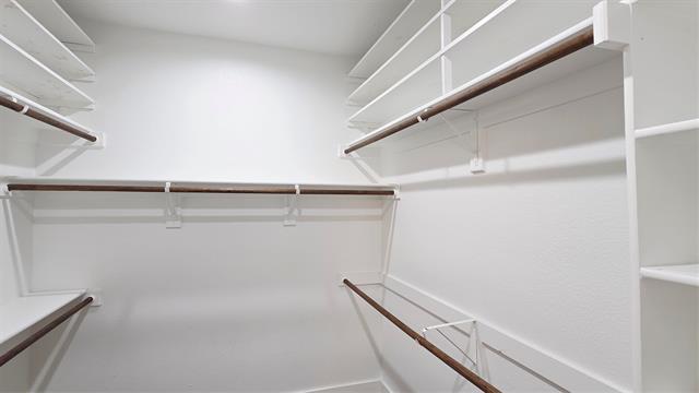 Building Photo - 4022 Ivanhoe Ln