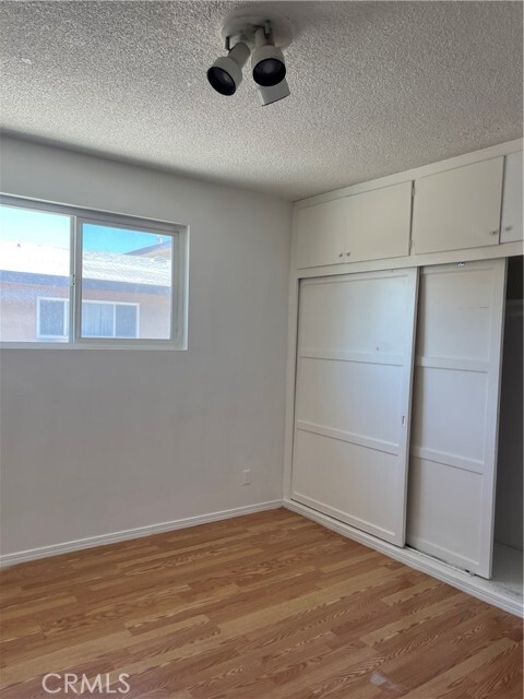 Building Photo - 4936 Hazeltine Ave