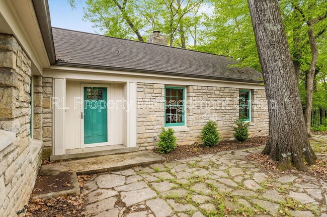 Building Photo - 413 Walhalla Rd
