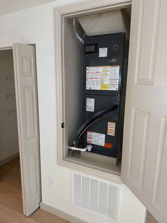 Building Photo - Remodeled Single Family Home in Hunter's Ridge Ormond Beach