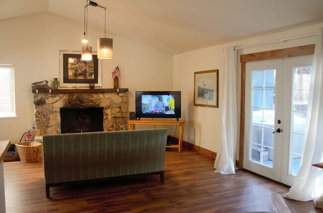 Building Photo - Incline Village Family Home Rental with Pr...