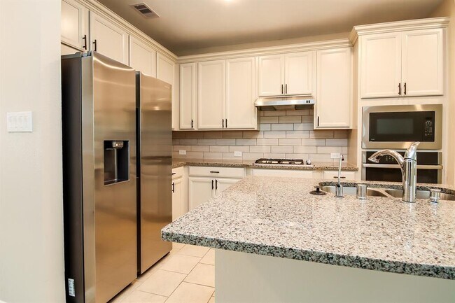 Building Photo - 8102 Cliffside Terrace Ct