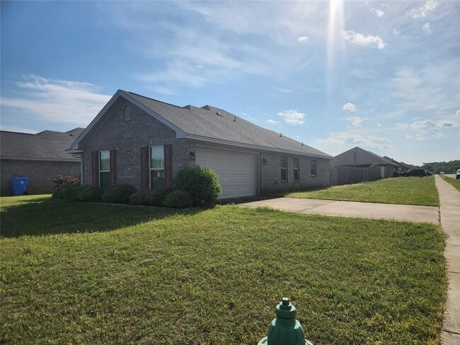 Building Photo - 573 Old Mill Way