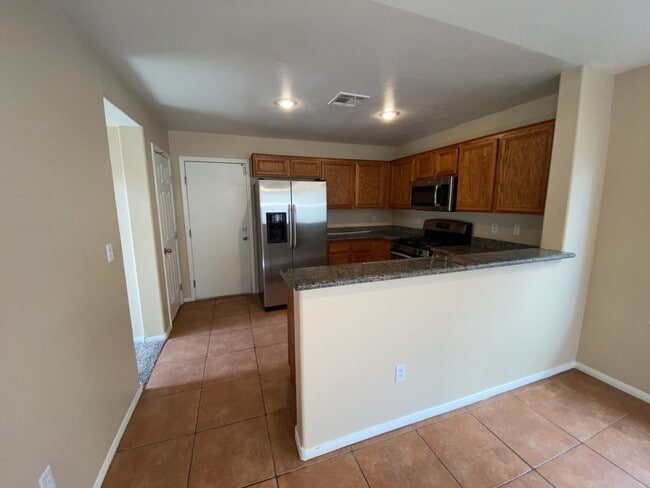 Building Photo - Stunning 3-bedroom, 2.5-bathroom rental