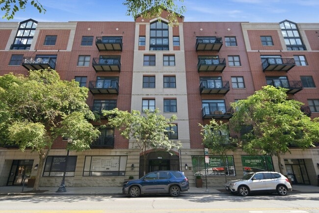 Building Photo - 1155 W Madison St