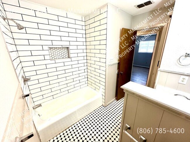 Building Photo - 3209 66th St