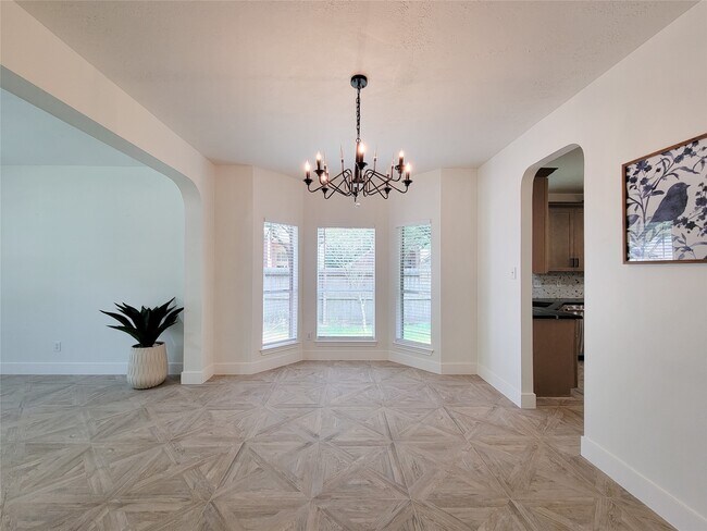 Building Photo - 218 Windrift Ct