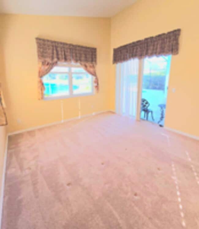 Building Photo - 691 Lakeworth Cir