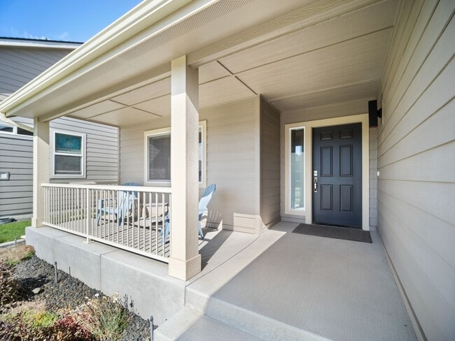 Building Photo - 3 bedroom/2 bathroom home in Spokane Valley (Furnished)