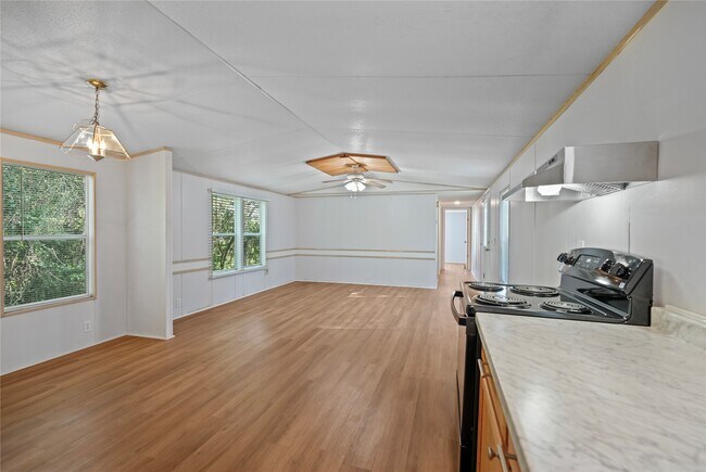 Building Photo - 71 Rd 5221