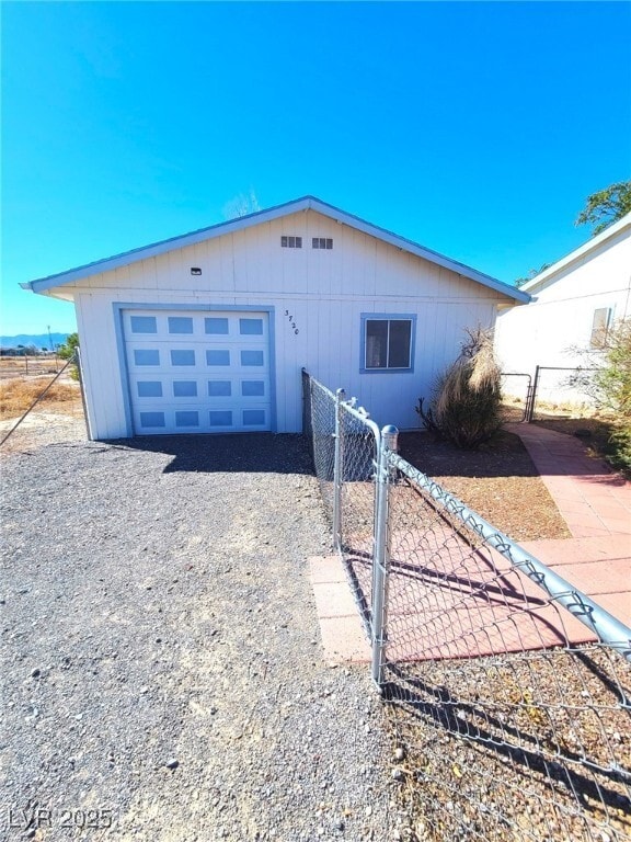 Building Photo - 3720 Rainbow Ave