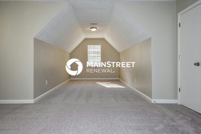 Building Photo - 4 Bedroom Pet-Friendly Home in Lithonia, G...