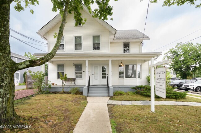 Building Photo - 463 Prospect Ave
