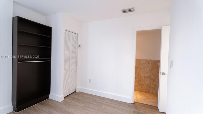 Building Photo - 3716 NE 168th St