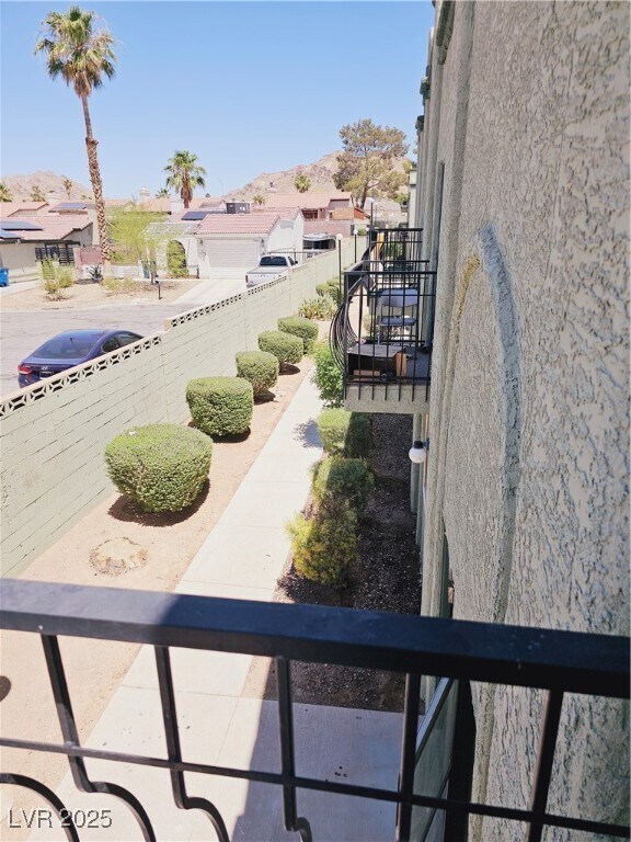Building Photo - 7066 Burcot Ave