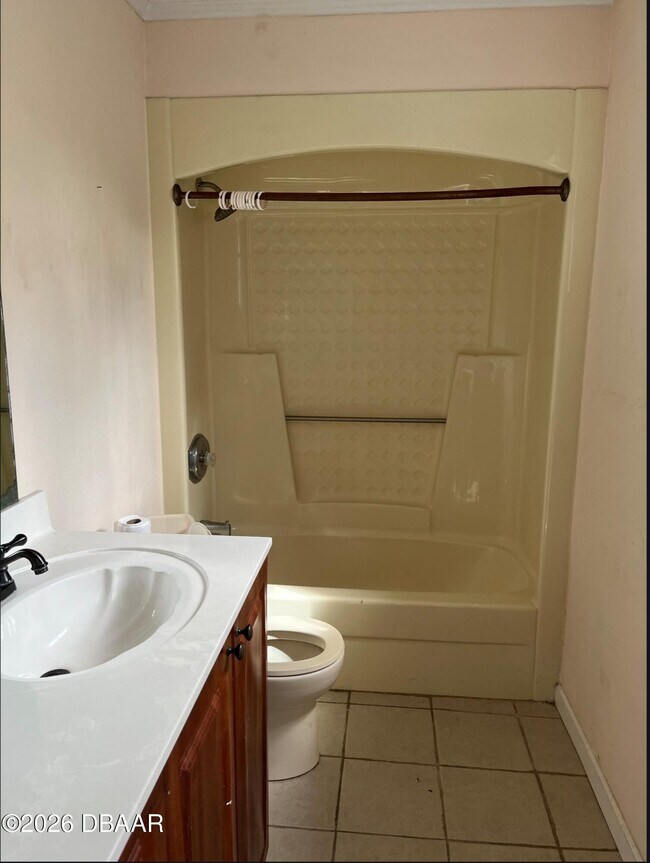 Building Photo - 233 Pine Cone Trail