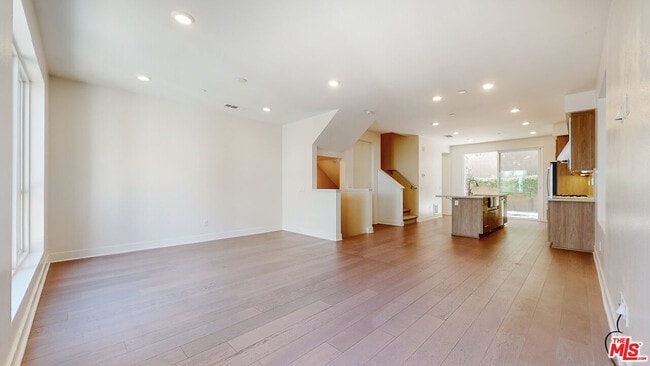 Building Photo - 6752 Gill Way