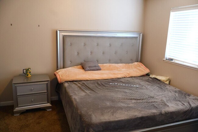 Building Photo - Fruitland Gem: 3BR/2BA with Finished Basement
