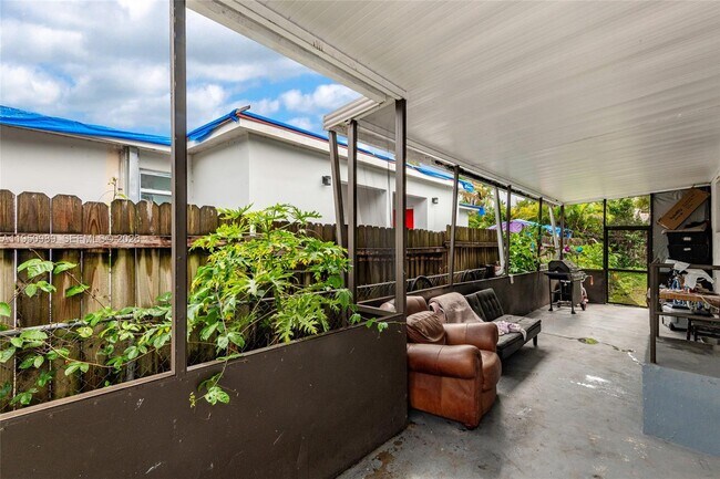 Building Photo - 110 NW 58th St