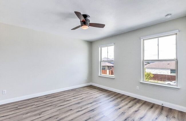 Building Photo - 217 Andele Way