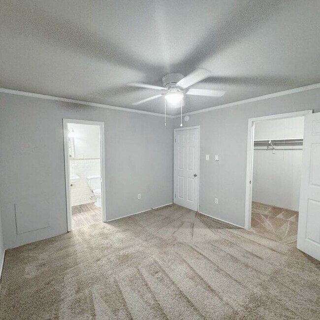 Building Photo - 2572 Alcott Rd