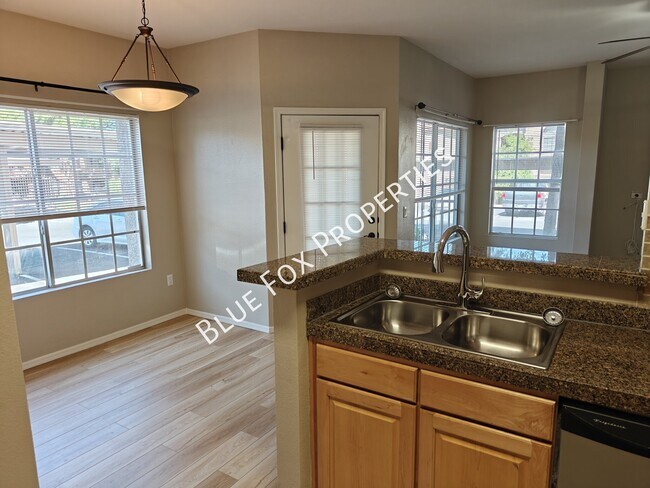 Building Photo - 1500 E Pusch Wilderness Dr