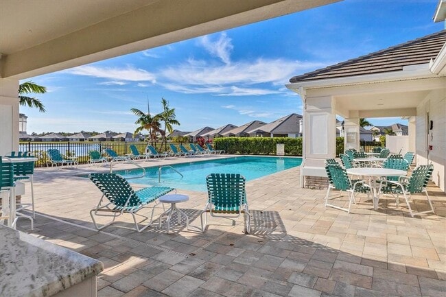 Building Photo - 123 O'keeffe Cir