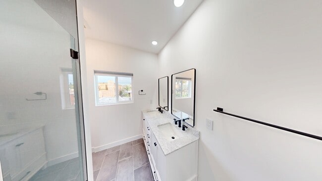 Building Photo - 4941 Art St