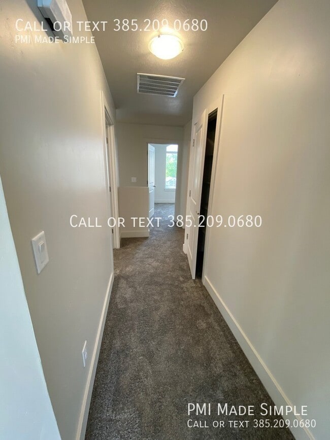 Building Photo - 1035 E 1020 S