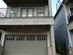 Building Photo - 1538 Nashua St