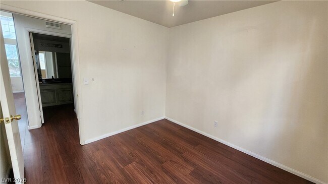 Building Photo - 332 Cavalla St