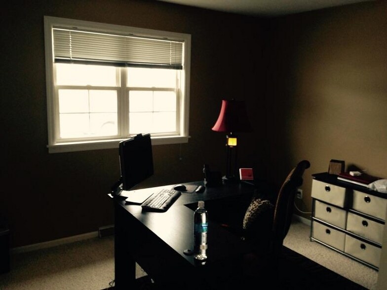 Building Photo - 500 Bantam Ridge Rd