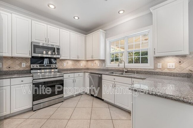 Building Photo - 14612 Provence Ln