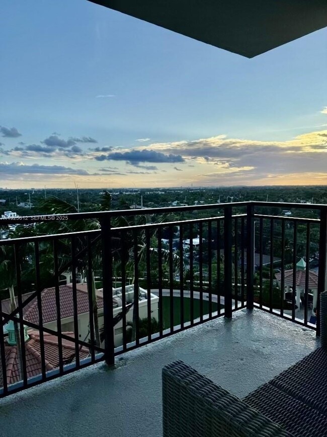 Building Photo - 610 W Las Olas Blvd