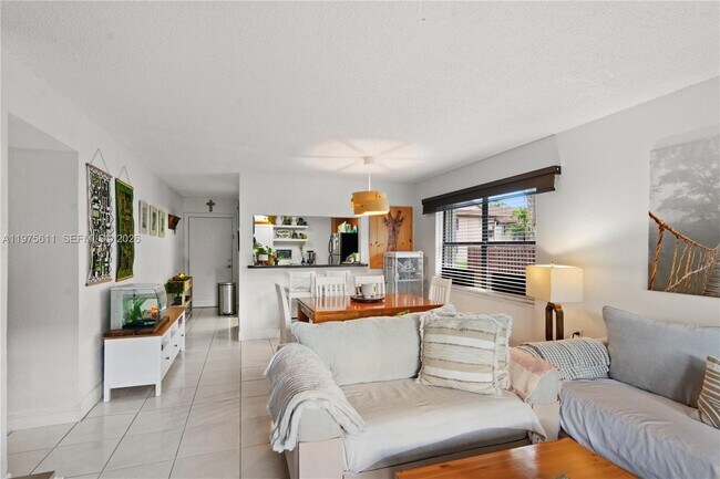 Building Photo - 11209 SW 88th St