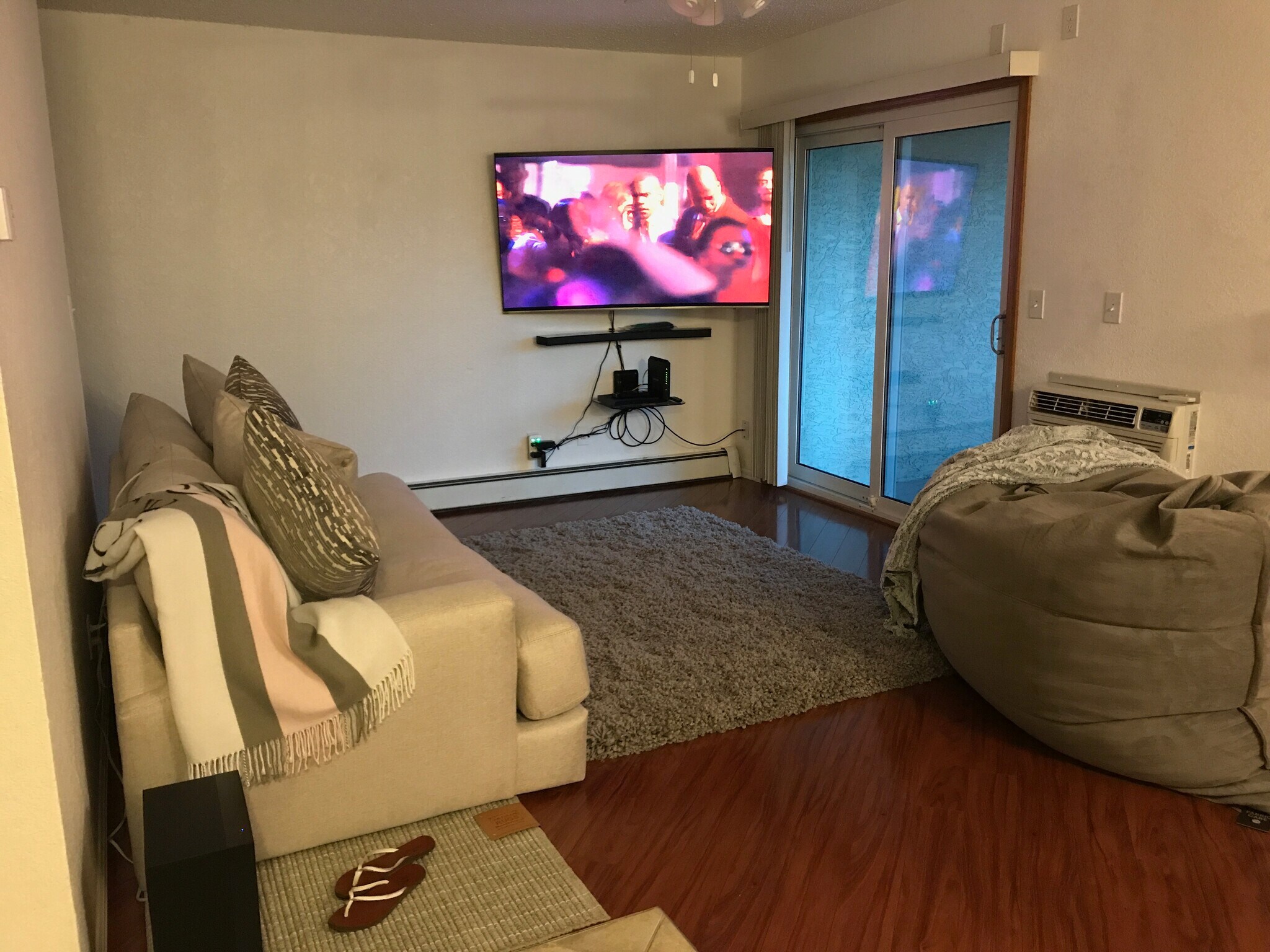 Living Room/Hanging TV Stand - 3035 Oneal Pky