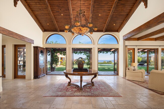 Building Photo - 22560 Carbon Mesa Rd