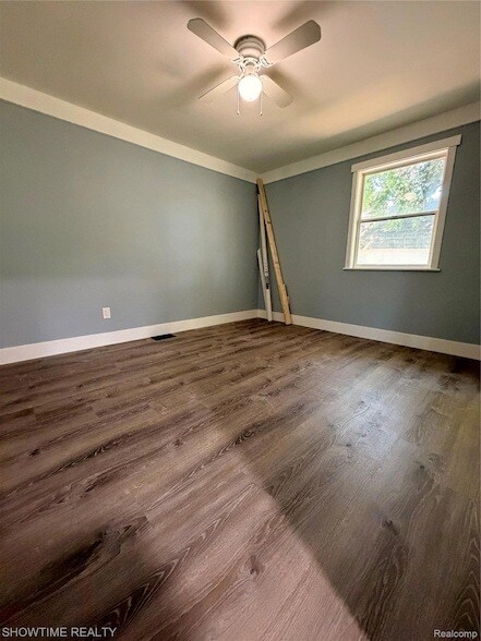 Building Photo - 3061 Culbertson Ave