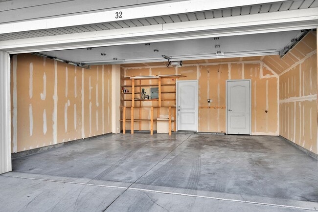 Building Photo - 32 S 1580 W