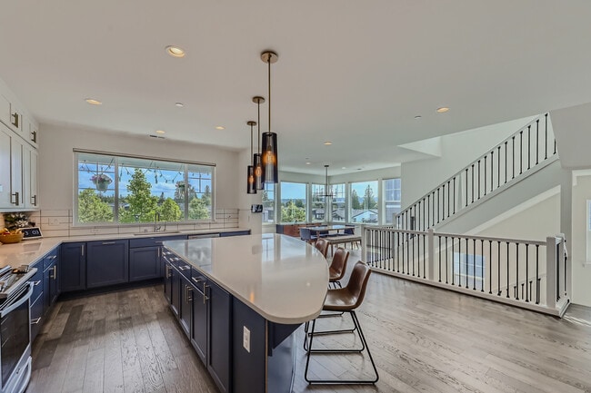 Building Photo - 26658 NE Walden Way