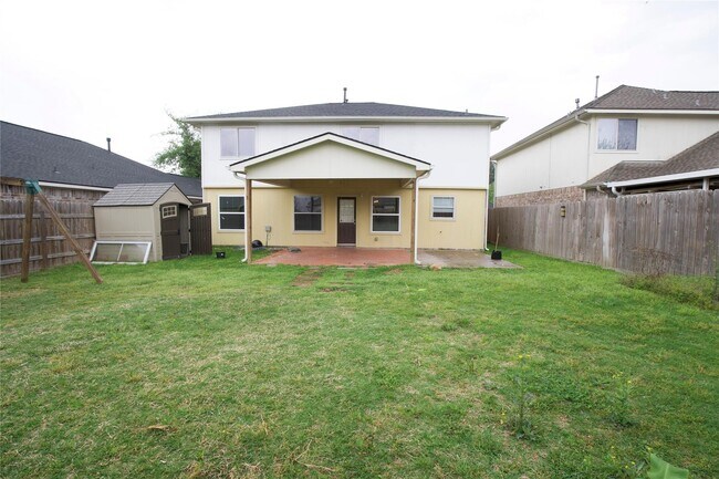 Building Photo - 2419 Fox Water Dr