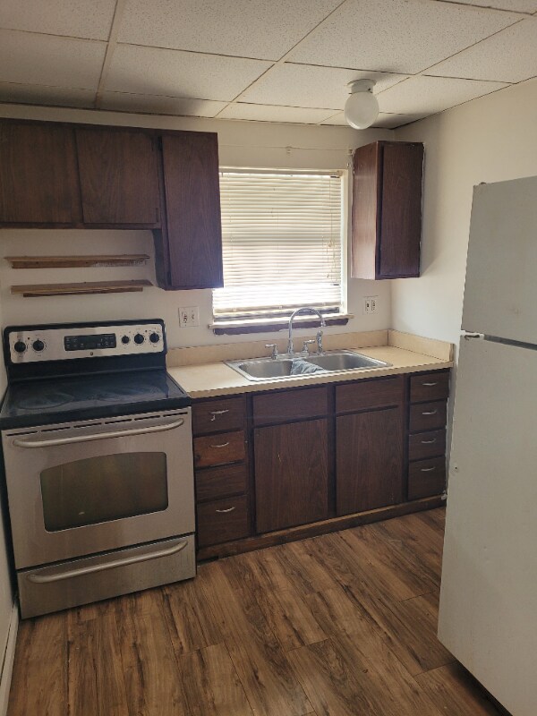 Building Photo - 196 Jewett St