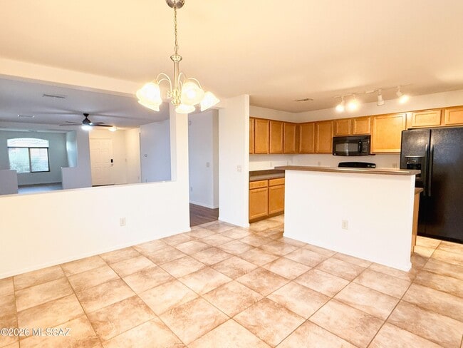Building Photo - 4689 W Cepa Ln