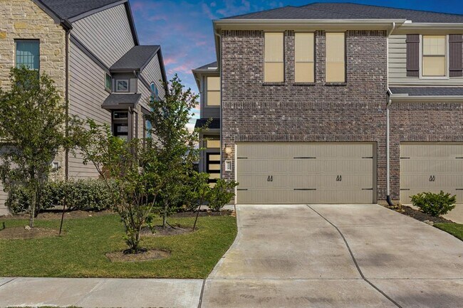 Building Photo - 5215 Pr Ter Ln